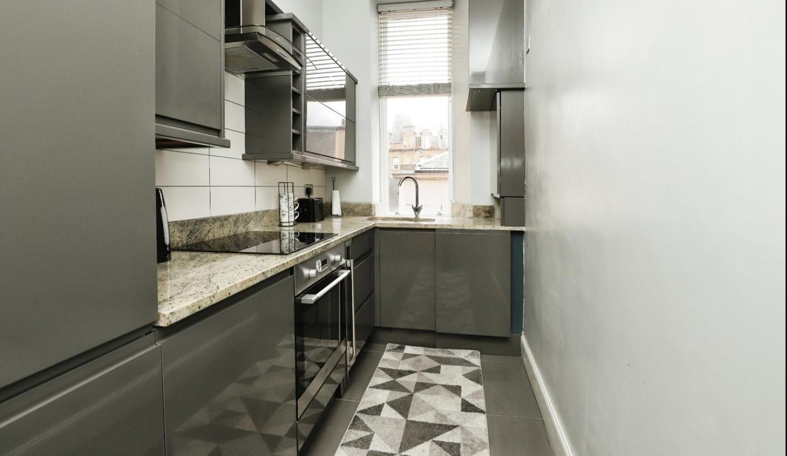 Modern Glasgow City Centre Apartment Exterior photo
